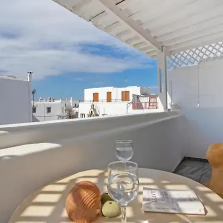 Bella * Mykonos Town