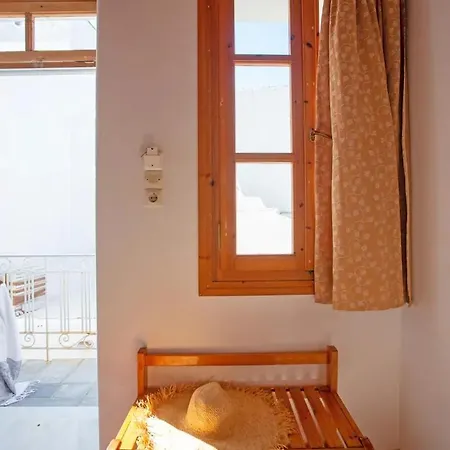 Bella * Mykonos Town